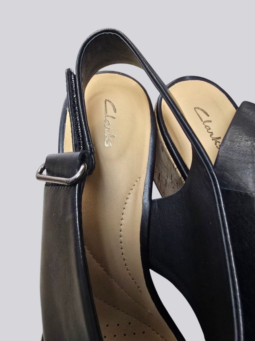 Clarks Black Leather Cork Wedge Sandals Adjustable Strap Size 9.5 M Women’s - Picture 2 of 11